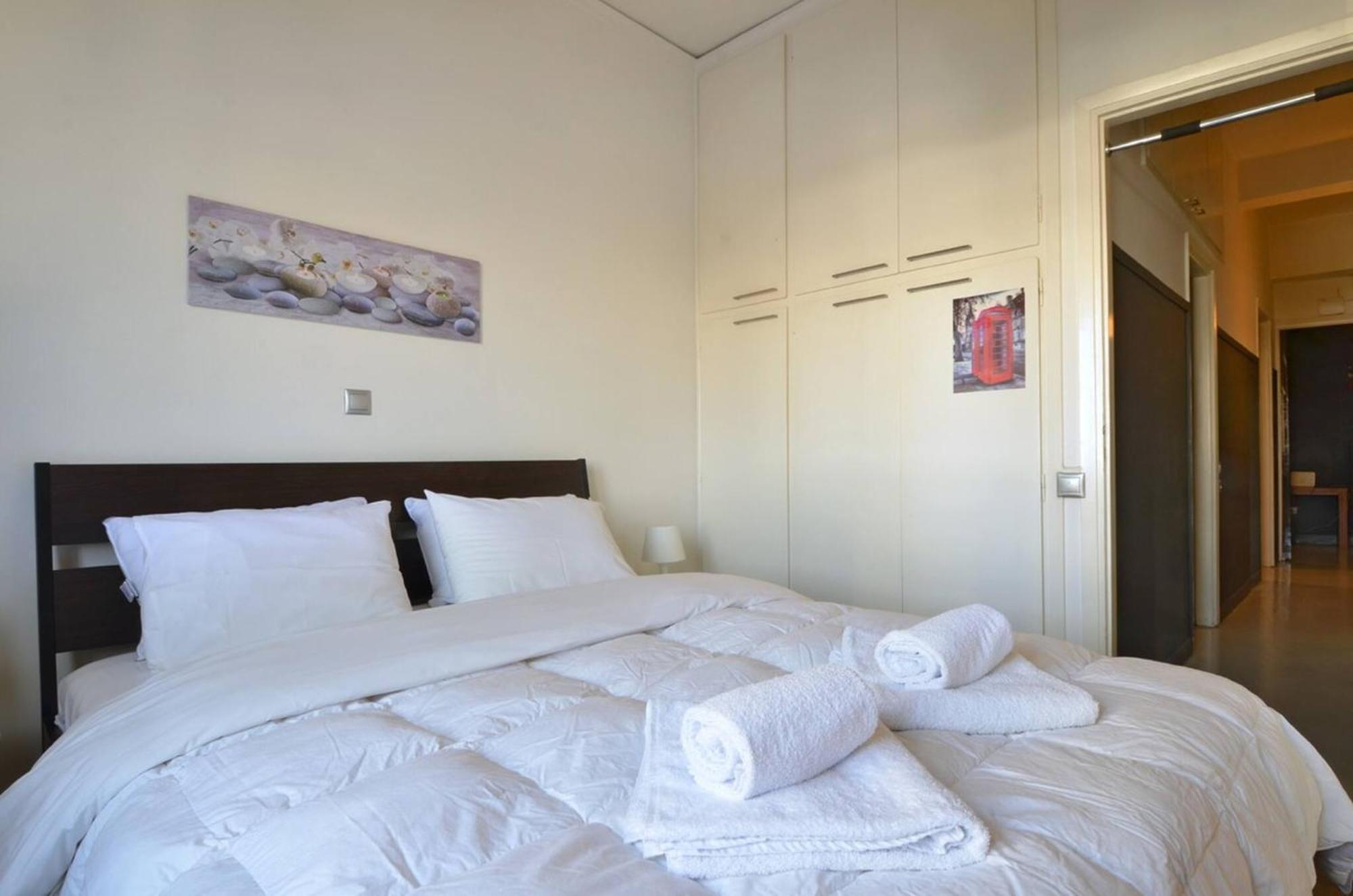 Kerameikos, A Lovely Apartment Athen Exterior foto